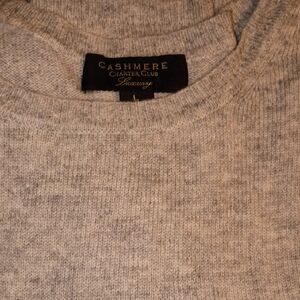 Charter Club Women Cashmere Crewneck Sweater in Gray